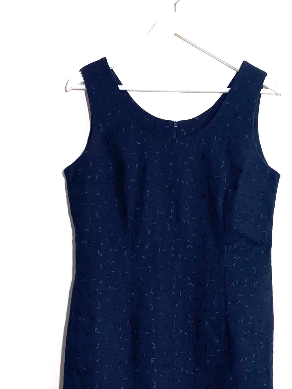 Robe à broderies fleurs (42)